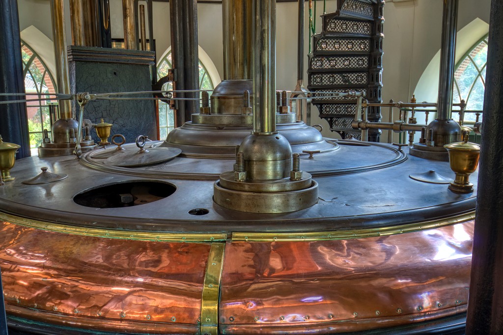 Gemaal De Cruquius Haarlemmermeer polder hdr rijksmonument stoommachine erfgoed neo gotisch gebouw architectuur museum